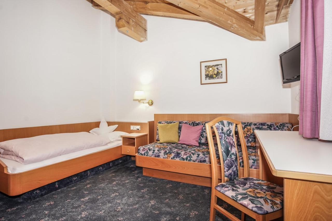 Hotel Waldheim Natz-Schabs Zewnętrze zdjęcie
